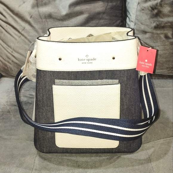 NWT KATE SPADE NEW YORK "MARTI" NAVY DENIM & WHITE LEATHER BUCKET SHOULDER BAG - Picture 2 of 16